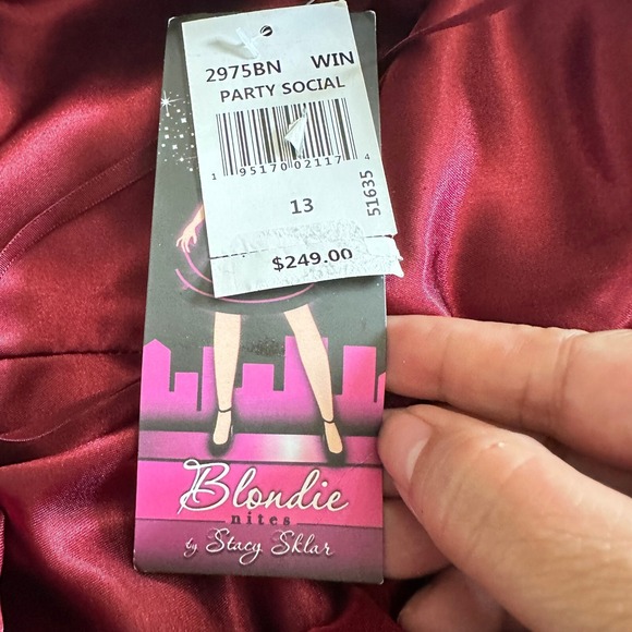 Blondie Nites Wine Gown Sequin Formal Party Size 13 Prom Elegant Evening NWT - Picture 12 of 14